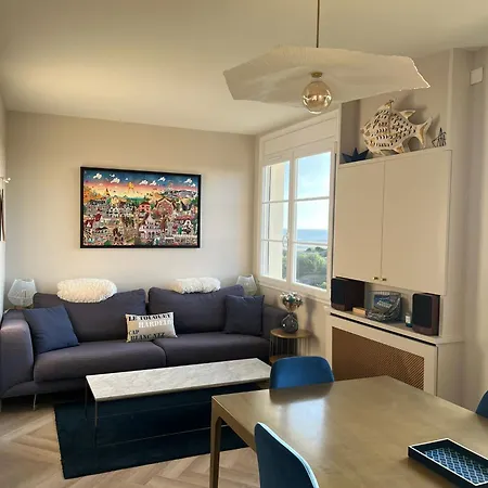 Le Carlton Front De Le Touquet